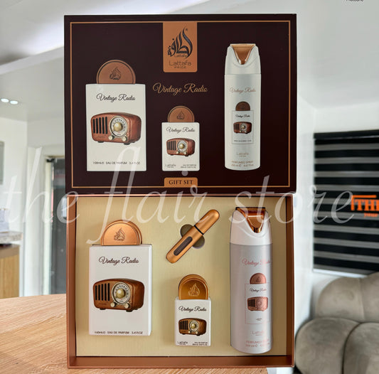 LATTAFA VINTAGE RADIO GIFT SET